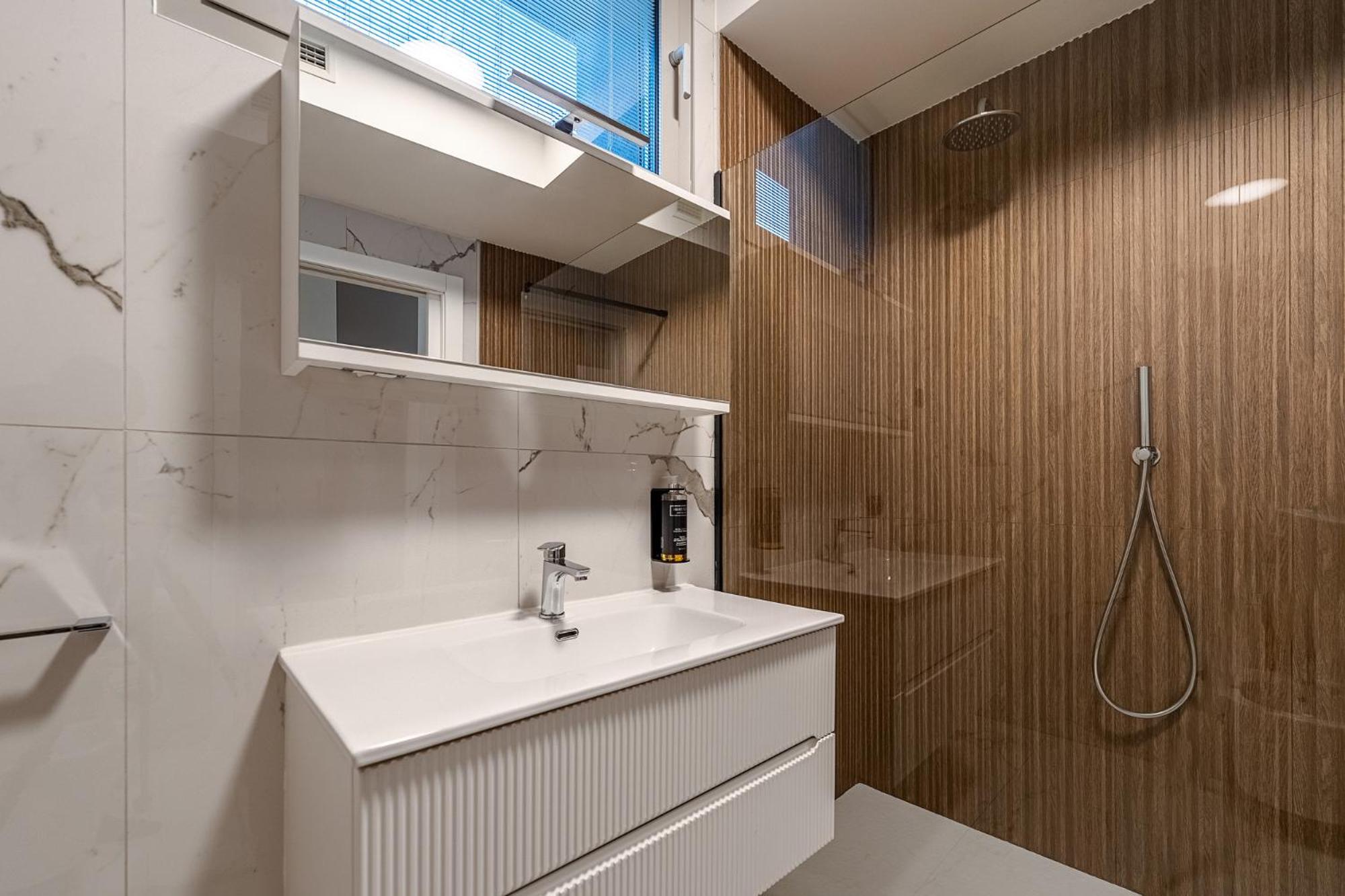 Cremona Inn Aparthotel Экстерьер фото