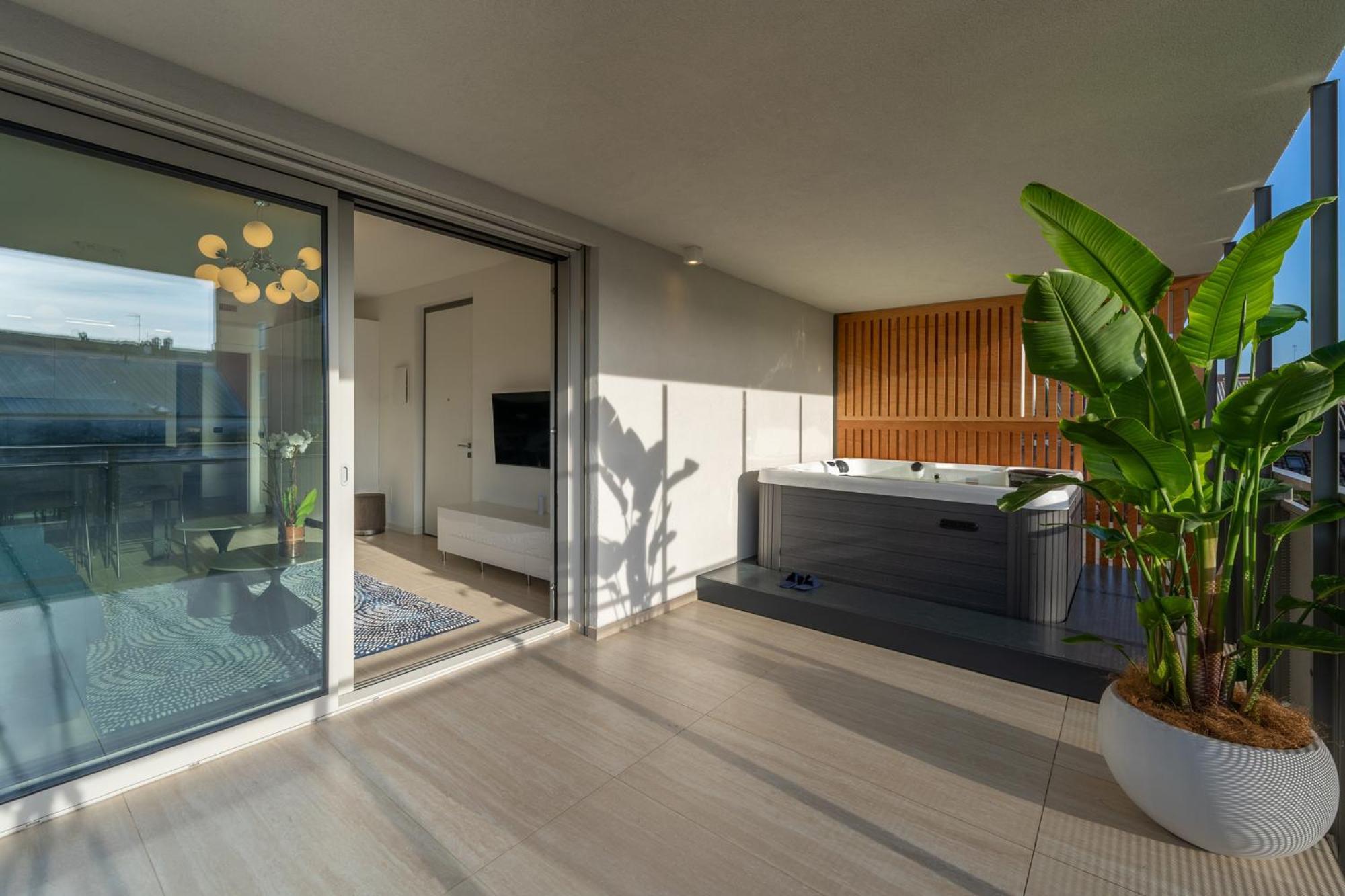 Cremona Inn Aparthotel Экстерьер фото