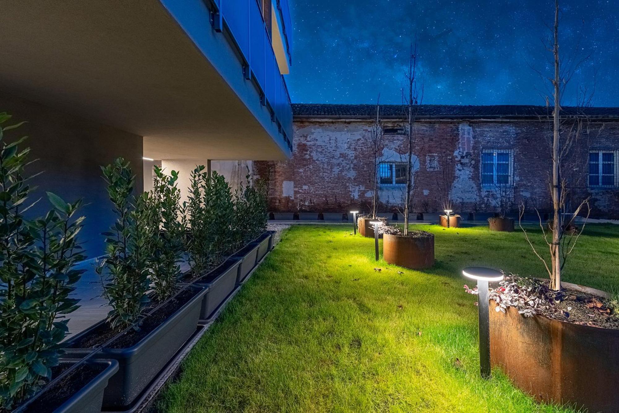 Cremona Inn Aparthotel Экстерьер фото